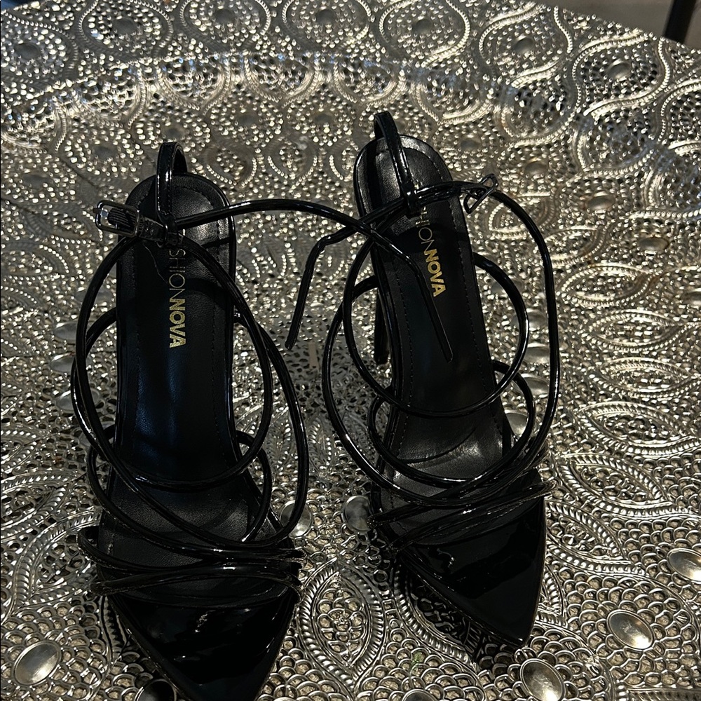 Fashion Nova Glossy Black Heels